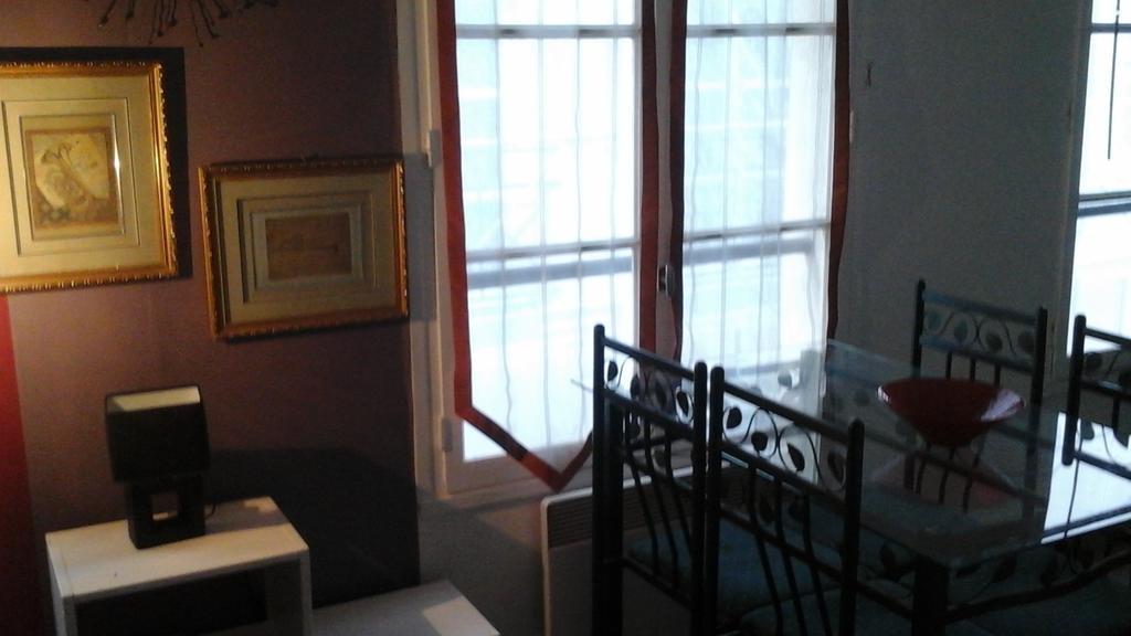 Apartment Notre Dame Paris Zimmer foto